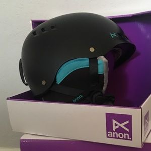 ANON women’s wren helmet size small & STICKERS!